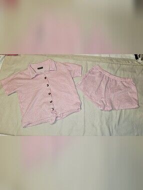 Vince Camuto Girls Size 12 Pink Striped Button-Up Shirt & Shorts Matching Set